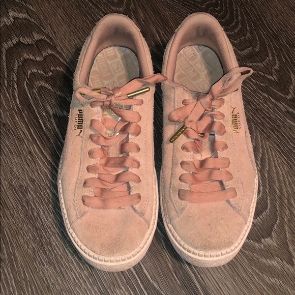 Chunky suede Pumas - Picture 2 of 8